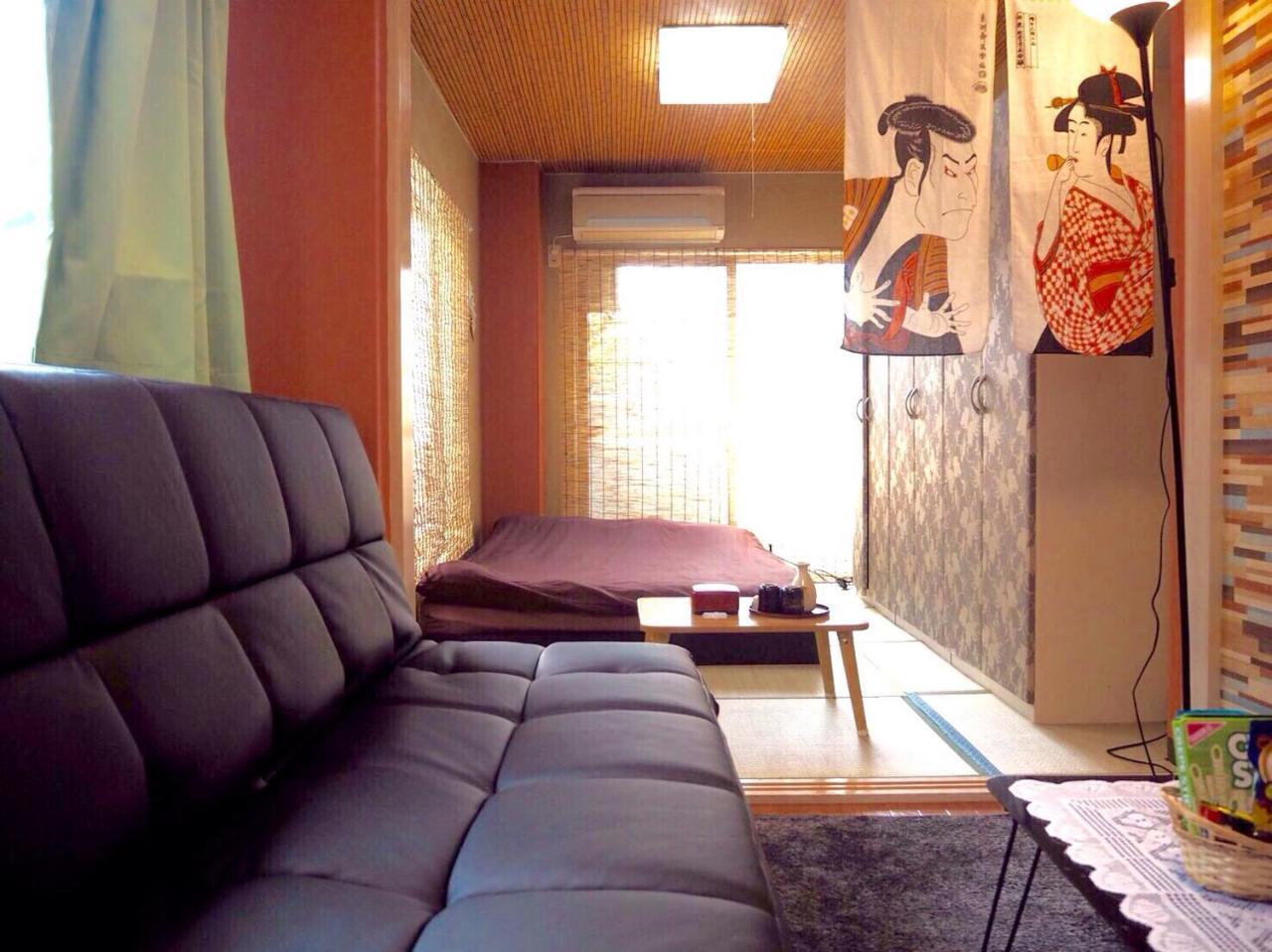White Castle Apartment *